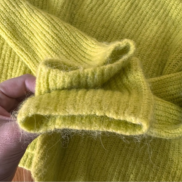 Madewell Ribbed Crewneck Sweater in Heather Citron Size Large - Picture 11 of 12